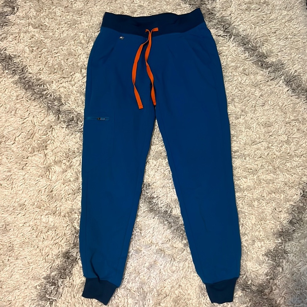 Figs Zamora joggers size XXS petite.